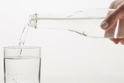 Dlaczego warto inwestować w uzdatnianie wody w domu?